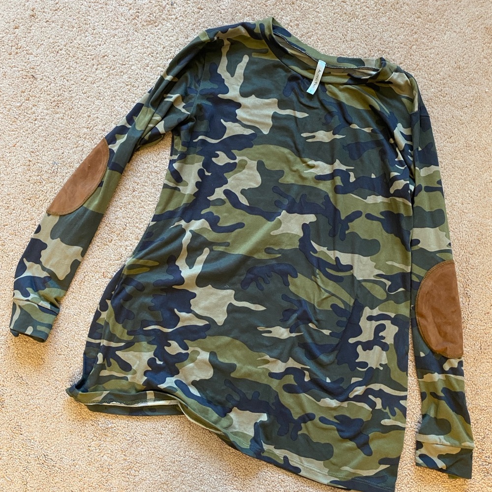 Acting Pro Camouflage Long Sleeve Top with Brown Patches